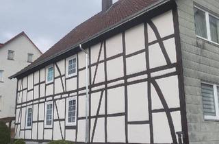 Einfamilienhaus kaufen in 32683 Barntrup, Barntrup - Seit 01.09.2025 leerstehendes Zweifamilienhaus ( Hanghaus)