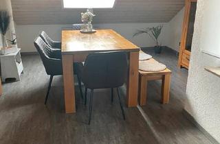 Wohnung kaufen in 71083 Herrenberg, Herrenberg - 4 12 Zimmer Dachgeschosswohnung mit Gartenanteil (ohne Makler )