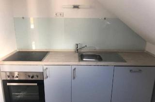 Wohnung kaufen in 37079 Göttingen, Göttingen - 2 Zimmer Dachgeschosswohnung Elliehausen in 4 Parteienhaus