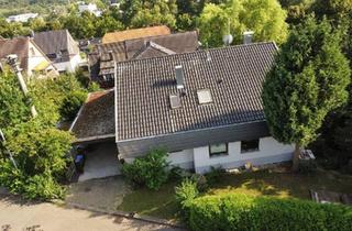Haus kaufen in 72622 Nürtingen, Nürtingen - 1-2 Familienhaus mit ELW Provisionsfrei! PV und Dach neuwertig!