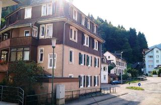 Mehrfamilienhaus kaufen in 75323 Bad Wildbad, Bad Wildbad - Mehrfamilienhaus mit 4 Whg, 8% jährliche Rendite, 8 Zimmer, 6 Bad