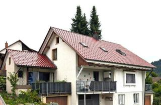 Mehrfamilienhaus kaufen in 72275 Alpirsbach, Alpirsbach - Renditestarkes 3-Familienhaus in Alpirsbach als Kapitalanlage