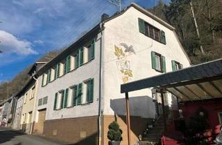 Haus kaufen in 65391 Lorch, Lorch - Großzügiges Ein- bis Zweifamilienhaus mit Garage, Terrasse usw.