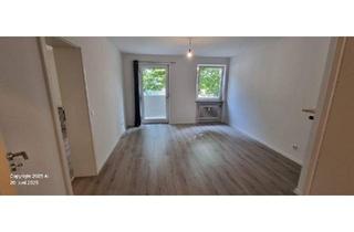 Wohnung kaufen in 86169 Augsburg, Augsburg - FREIE 2 ZKB, Balkon, Aufzug, EBK, bodentiefe Dusche NEU saniert!