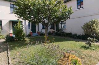 Wohnung kaufen in 14770 Brandenburg an der Havel, Brandenburg an der Havel - Reihenmittelhaus Quenzsiedlung - Provisionsfrei