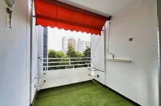 Wohnung kaufen in 51149 Köln, Köln - Ein faires Angebot, gepflegte 3 Zimmerwohnung mit Garagenstellplatz