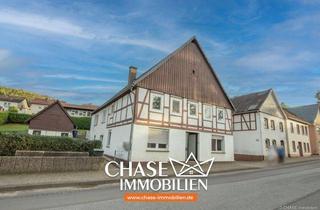 Bauernhaus kaufen in 37671 Höxter, Attraktives Dreifamilienhaus in Ovenhausen, Höxter - TOP-Rendite, Guter Zustand, Spitzen Angebot!