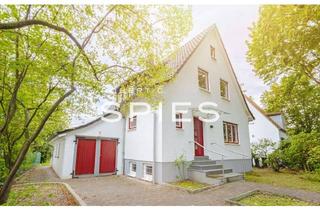 Einfamilienhaus kaufen in 28355 Bremen, Charmantes, saniertes Einfamilienhaus in ruhiger und zentraler Lage mit großem Südgarten in Oberneuland