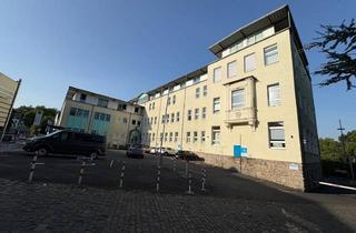 Geschäftslokal mieten in 51465 Bergisch Gladbach, Repräsentative Praxisfläche mit vielseitigen Möglichkeiten in Bergisch Gladbach-Zentrum