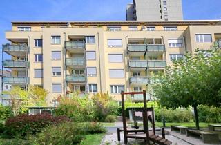 Wohnung mieten in 76135 Karlsruhe, Schöne 2,5-Zimmer Wohnung mit sonnigem Balkon in Innenstadtlage