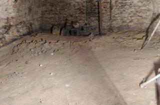 Wohnung kaufen in 01662 Meißen, Meißen - Lager, Gewölbekeller (2 Räume, ca. 63 qm) zur Eigennutzung