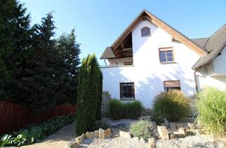 Wohnung kaufen in 30827 Garbsen, Garbsen - Traumhafte Erdgeschosswohnung mit Gartenidylle - und der Option auf ein komplettes Eigenheim