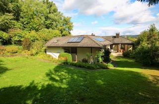 Haus kaufen in 63856 Bessenbach, Exklusives Anwesen am Waldrand – Bungalow mit großzügigem Grundstück