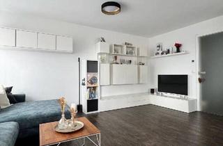 Wohnung kaufen in 71272 Renningen, Renningen - Stilvolle, neuwertige 4-Zimmer-Wohnung mit Terrasse und Garten