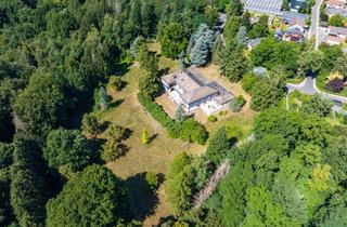 Villa kaufen in 35260 Stadtallendorf, Villa Hoppe: Anwesen mit Geschichte und Möglichkeiten zur Neugestaltung