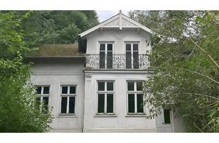 Haus kaufen in 22609 Hamburg, Hamburg - Rohdiamant von Jenisch - Grundstück mit historischem Charme und Neubaupotenzial