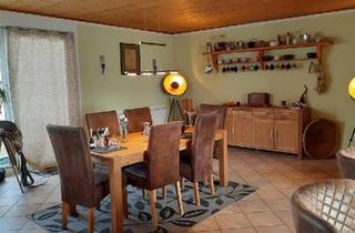 Haus kaufen in 23968 Gägelow, Gägelow - Hof mit 4 Wohnungen, Stall, Reitplatz, Nähe Werft Wismar