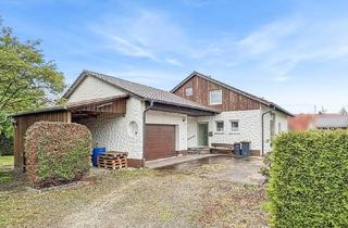 Einfamilienhaus kaufen in 89335 Ichenhausen, Freundliches Einfamilienhaus mit teilweise ausgebautem Dachgeschoß in Ichenhausen-Hochwang