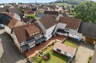 Einfamilienhaus kaufen in 63667 Nidda, Doppeltes Wohnglück - zwei Häuser auf einem Grundstück