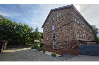 Wohnung kaufen in 66287 Quierschied, Traumhafte Dachgeschosswohnung mit Fernblick und hoher Wohnqualität in direkter Waldrandlage in Quierschied