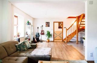 Einfamilienhaus kaufen in 79737 Herrischried, Herrischried - Renoviertes Einfamilienhaus in zentraler Lage von Herrischried