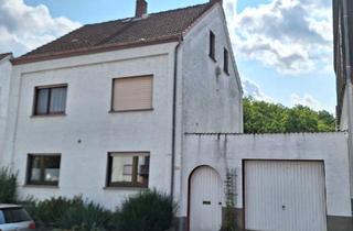 Haus kaufen in 65551 Limburg, Limburg an der Lahn - Ein- bis Zweifamilienhaus mit großem Grundstück u. Hallenbad