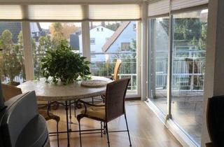 Wohnung kaufen in 61449 Steinbach, Steinbach (Taunus) - 2-Zimmerwohnung mit Dachterrasse, Kamin, Keller und Garage