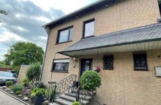 Wohnung kaufen in 47918 Tönisvorst, Tönisvorst - Großes Einfamilienhaus mit Garten und Garage in Vorst