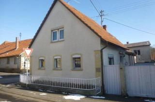 Haus kaufen in 97631 Bad Königshofen, Bad Königshofen im Grabfeld - Kleines Haus mit Nebengebäude und Garten