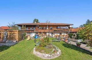 Wohnung kaufen in 83661 Lenggries, Historische Rarität - Wohnen über 3 Etagen in Lenggries