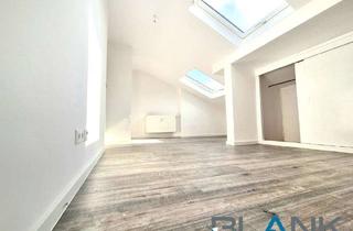 Wohnung kaufen in 75175 Buckenberg, 3-Zimmer-Dachgeschosswohnung mit EBK und zusätzlicher Nutzfläche in ruhige Lage!