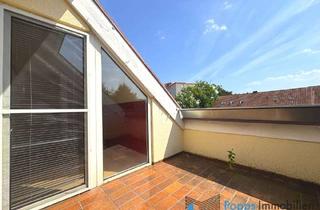 Wohnung kaufen in 90547 Stein, Gut geschnittene 3-Zimmer-Dachgeschosswohnung mit Dachterrasse und Balkon