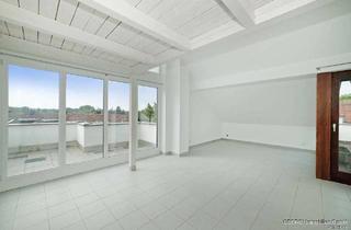 Wohnung kaufen in 82024 Taufkirchen, Dachgeschoss-Feeling mit Stil: 2-Zimmer-Wohnung mit Galerie & 2 Terrassen