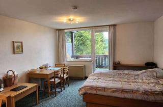 Wohnung kaufen in Kleinschwander Straße 20, 92648 Vohenstrauß, 1-Zimmer-Wohnung mit EBK in Vohenstrauß