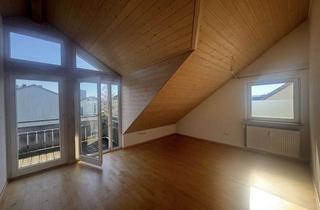 Wohnung kaufen in Sonnenrain 21, 78315 Radolfzell, Sonnige 2 Zi.-Dachgeschosswohnung in Radolfzell am Bodensee zu verkaufen