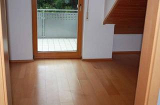 Wohnung kaufen in Hohnweiler Str. 12, 71554 Weissach, Schöne 3,5 Zimmer Maisonnette-Whg. inkl. XL-Stellplatz, bezugsfrei voraussichtl. z. 01.06.26