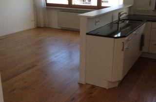 Wohnung kaufen in Richthofenstr. 51, 70839 Gerlingen, Wunderschöne 3-Zimmer-Dachgeschoss-Terrassenwohnung (vermietet)