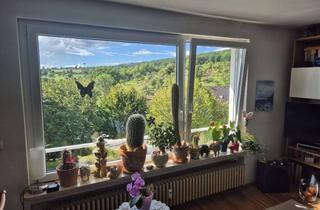 Wohnung kaufen in 73776 Altbach, Gemütliche 3-Zimmer-Wohnung mit zwei Balkonen und extra DG-Zimmer