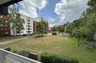 Wohnung kaufen in Einsteinstraße 11, 85521 Ottobrunn, Sonnige 1-Zimmer-Wohnung mit Balkon und Garage in Ottobrunn