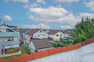 Wohnung kaufen in 69168 Wiesloch, Gemütliche 2 Zimmer Dachgeschosswohnung in Wiesloch-Baiertal - sofort frei