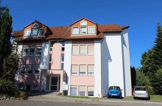 Wohnung kaufen in 04680 Zschadraß, Preiswerte, gepflegte 2-Zimmer-DG-Wohnung mit Balkon und Einbauküche in Colditz