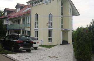 Wohnung kaufen in 71254 Ditzingen, Attraktive Etagenwohnung mit 3,5 Zimmern, Südbalkon und 2 Stellplätzen in Ditzingen-Hirschlanden
