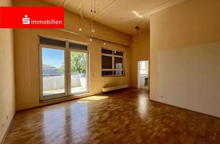 Wohnung kaufen in 61348 Bad Homburg vor der Höhe, Charmante Dachgeschosswohnung in Bad Homburg mit großzügiger Terrasse