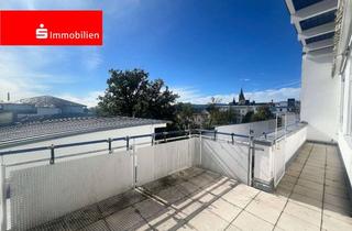 Wohnung kaufen in 61348 Bad Homburg, Exklusive Dachgeschosswohnung in ruhiger Citylage von Bad Homburg