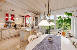 Wohnung kaufen in 83646 Bad Tölz, Mit der Familie raus auf's LandTölzer Stadtrand: 4,5-Zi-Wohnung im 1.OGWestbalkon, Kfz-Stellplät