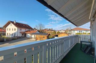 Wohnung kaufen in 83342 Tacherting, Großzügige, helle Wohnung mit DG-Einliegerwohnung