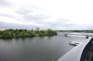 Penthouse kaufen in 14089 Gatow, Einzigartige 2-Zimmer-Penthouse-Wohnung mit großer Dachterrasse und sensationellem 180°-Havelblick!