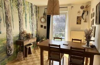Wohnung kaufen in 90542 Eckental, Helle Maisonette-Wohnung mit Einbauküche und Parkplatz in Eckental