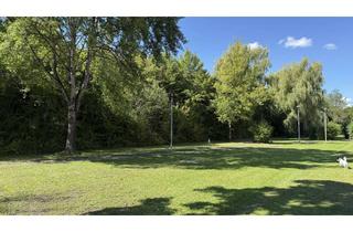 Wohnung kaufen in Karlsbader Straße 99, 85435 Erding, Ruhige, sonnige 2 - Zimmer - Dachgeschosswohnung mit 2 Balkonen und Weitblick ins Grüne