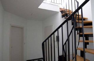 Wohnung kaufen in Oststraße 19a, 59269 Beckum, Maisonettewohnung mit Balkon und Stellplatz - Im Herzen von Beckum